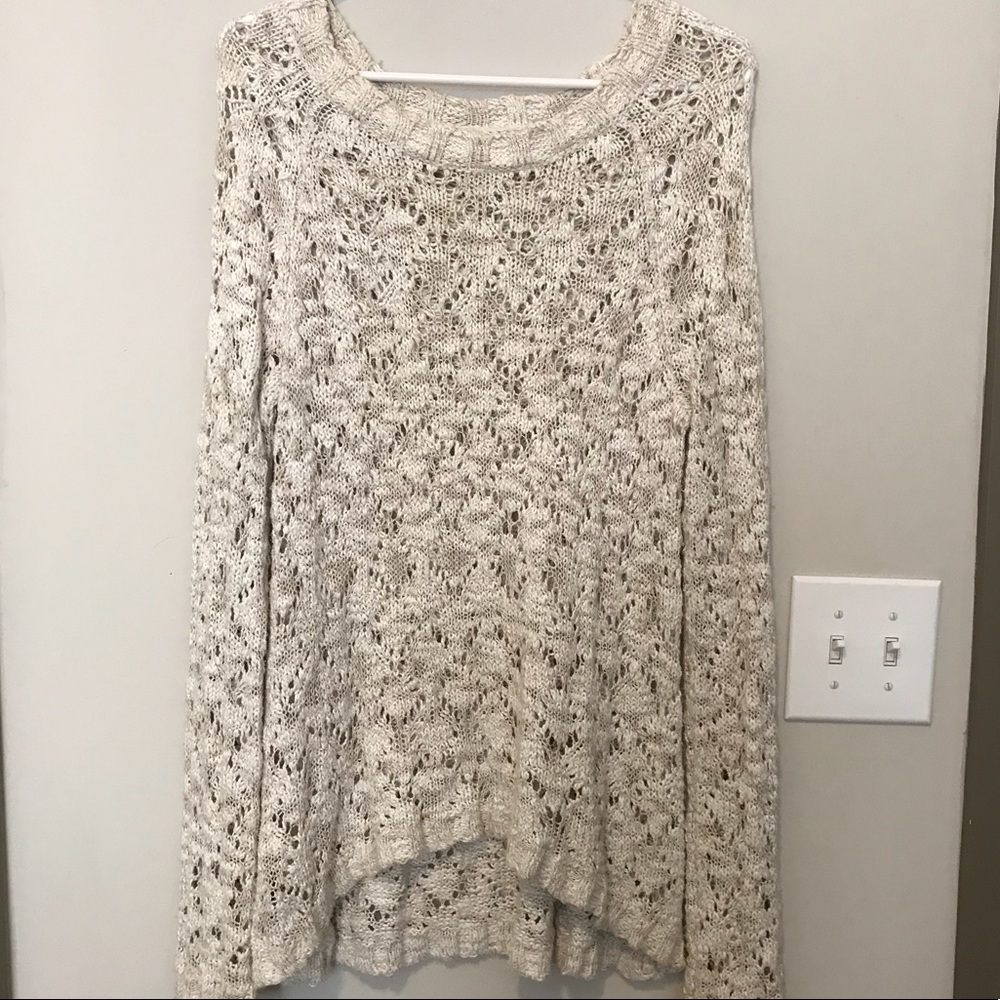 Long-sleeve cream sweater